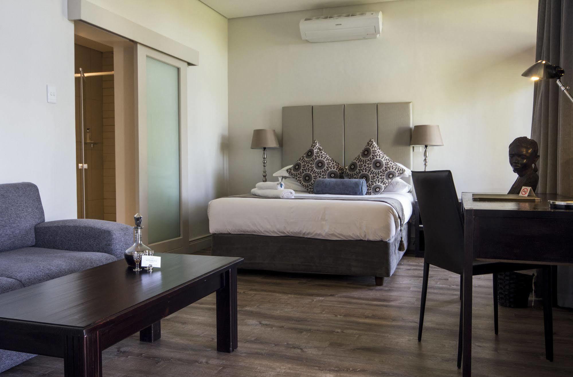 River Place Manor Upington Esterno foto