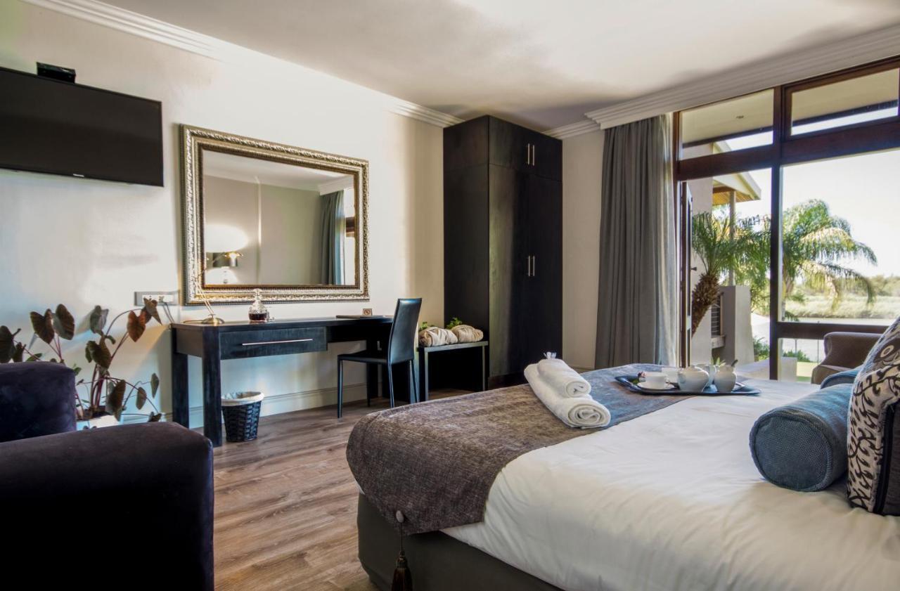 River Place Manor Upington Esterno foto