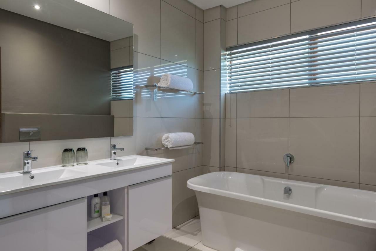 River Place Manor Upington Esterno foto