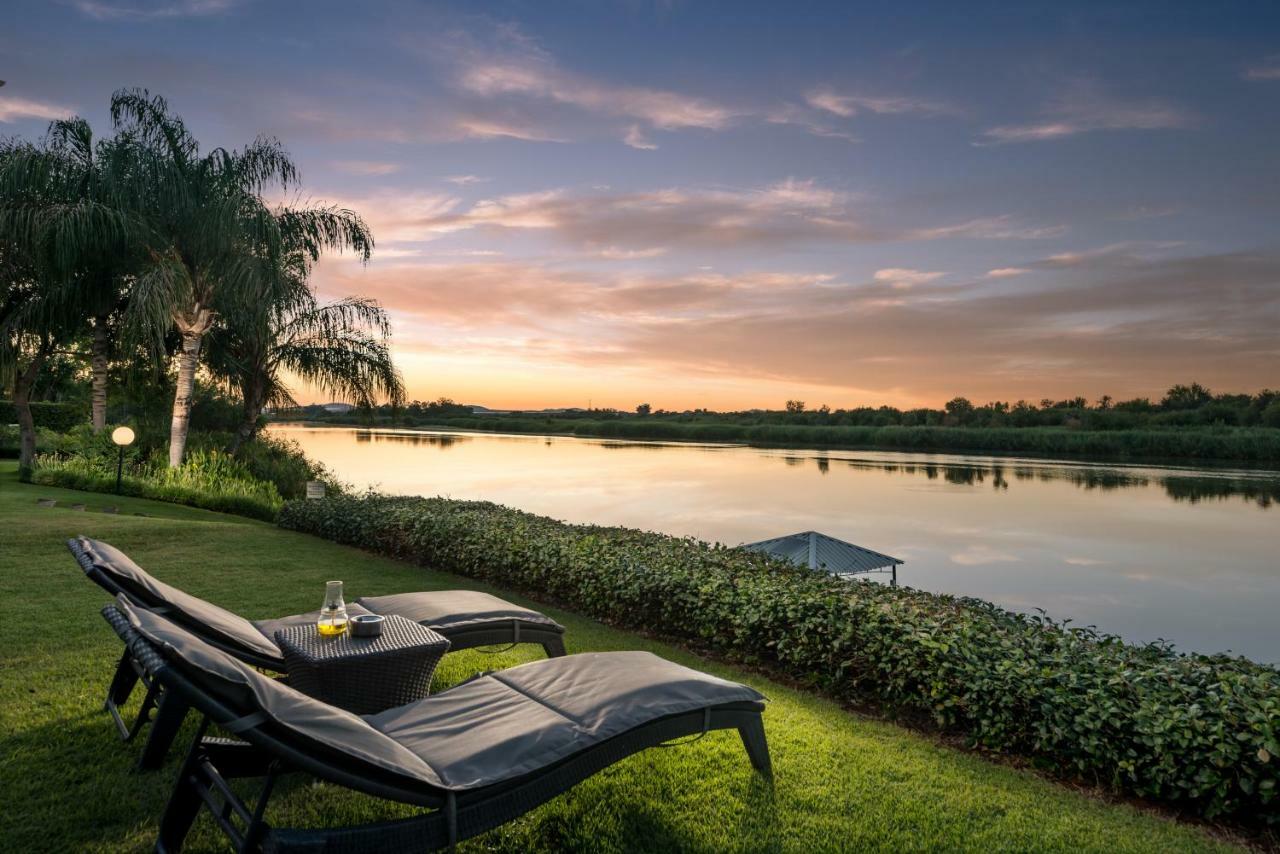 River Place Manor Upington Esterno foto