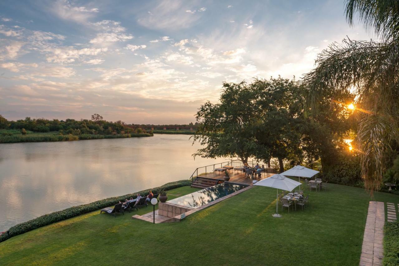 River Place Manor Upington Esterno foto